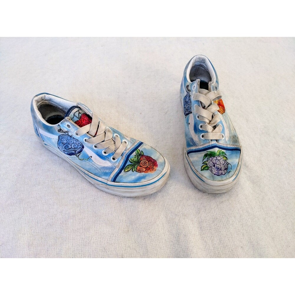 Size 4 Men’s 5.5 Women’s- VANS One Piece x Old Skool Devil Fruit